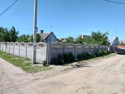 Бетонный забор текстурный тёмно‑серый 2000×400 мм повышенная жёсткость