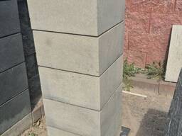 Блок демлер для столбов серый