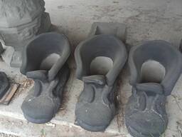 Бошмак бетонный цветочница