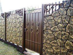 Декоративная покраска забора