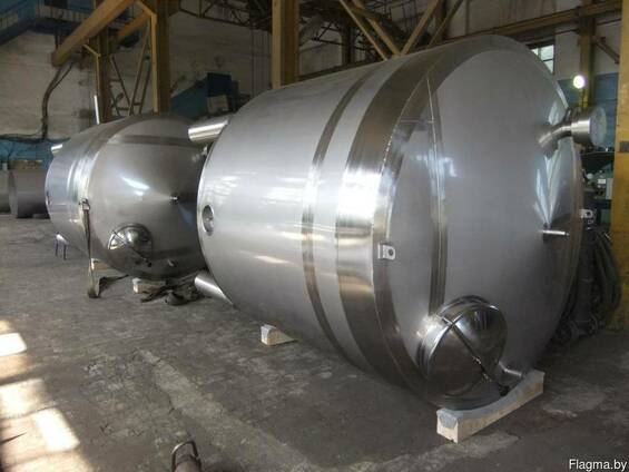 Емкость для хранения, сбора и выдачи конденсата