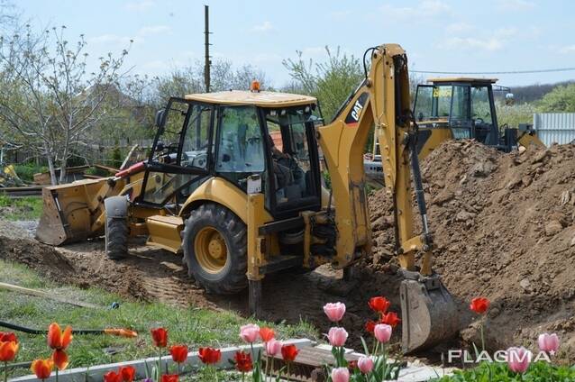 Копка траншей под фундамент, водопровод, газ, канализацию — Оказание ...