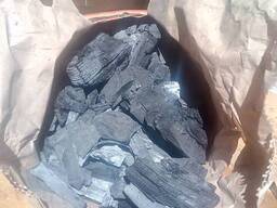 Куплю древесный уголь в больших объёмах с доставкой