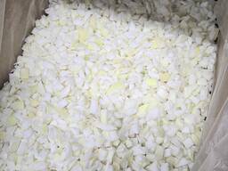 Лук замороженный белый . кубик