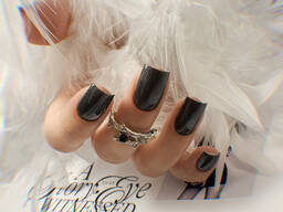 Маникюр с покрытием