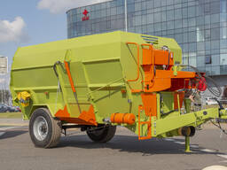Машина измельчитель раздатчик кормов МИРК-130