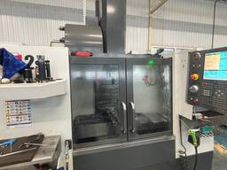 Металлообрабатывающий фрезерный станок с ЧПУ HAAS VF2SS