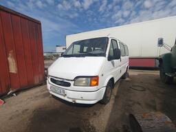 На запчасти FORD transit 2000 г. в.