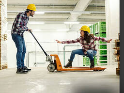 Новые гидравлические тележки в наличии: спеши купить!