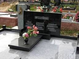 Памятник из гранита на 2-3 чел. изготовление и установка
