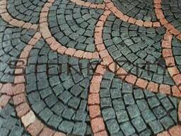 Пилено-колотая гранитная брусчатка