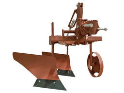 Плуг двухкорпусный для минитрактора