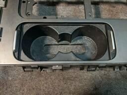 Подстаканник центральный на Land Rover Range Rover 3 поколение [2-й рестайлинг]