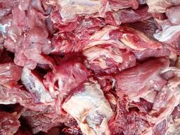 Полуфабрикат для кормления непродуктивных животных, говяжий, замороженный, в ассортименте