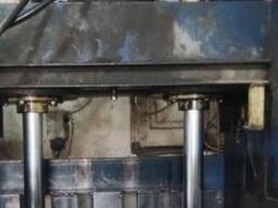 Пресс гидравлический макулатурный , плёночный ТБО