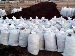 Продам куриный помет, конский и коровий навоз, все фасовано в мешки.