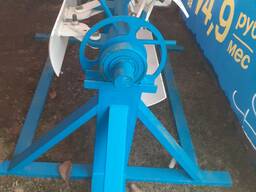 Разматыватель рулонов механический