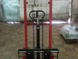 Ручной гидравлический штабелер SDF 1516