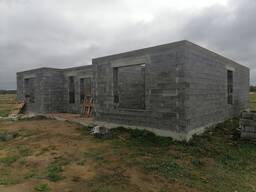 Строительные работы(фундамент, кладка пгс, кровля)