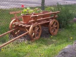 Телега декоративная