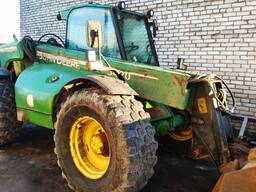 Телескопический погрузчик John Deere 3420