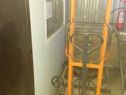 Тележка гидравлическая для бочек DA40B