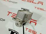 Теплообменник масляного фильтра Tesla Model S - фото 2