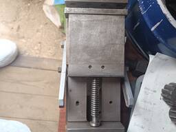 Тиски синусные 160