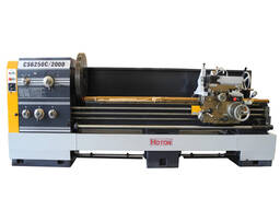 Токарный станок CS6250C