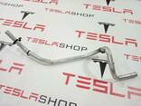 Трубка охлаждающей жидкости металлическая Tesla Model S - фото 1
