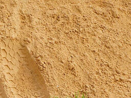 Услуги по продаже и доставке строительных и сыпучих материалов