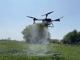 Внесение гербицидов Дроном