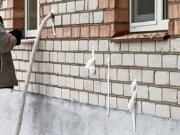 Утепление между стен пеноизолом