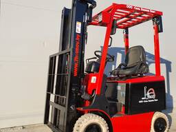 Вилочный электрический погрузчик ТСМ (Япония)