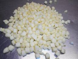 Яблоко кубик замороженное